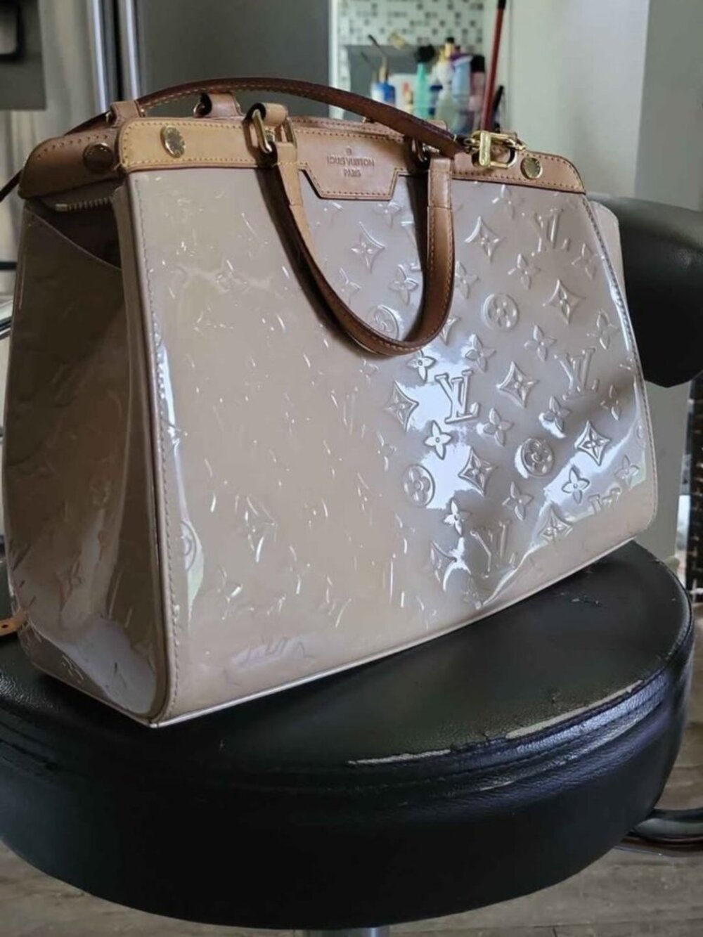 Louis Vuitton Brea Vernis MM Bag (Beige) like new